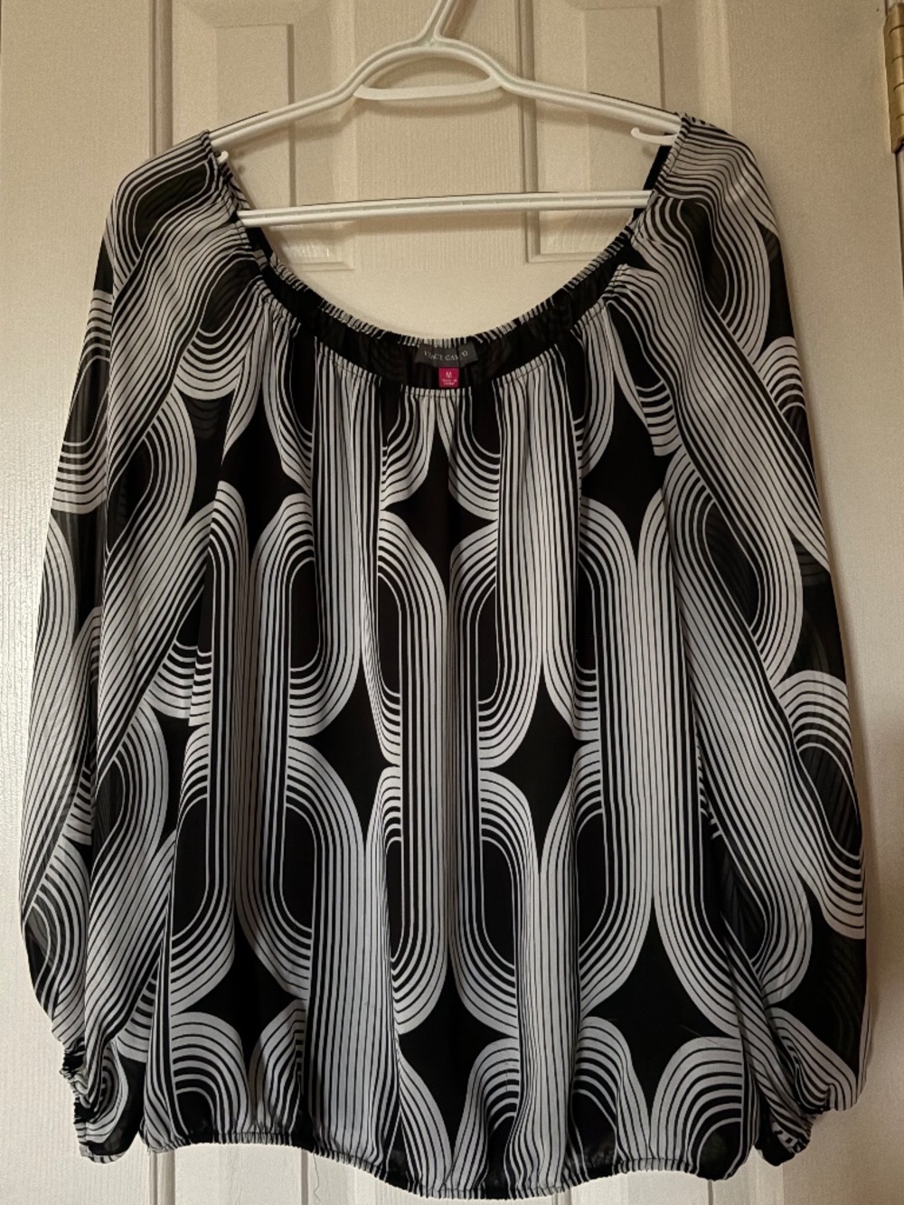 Vince Camuto Size Medium Black and White Top